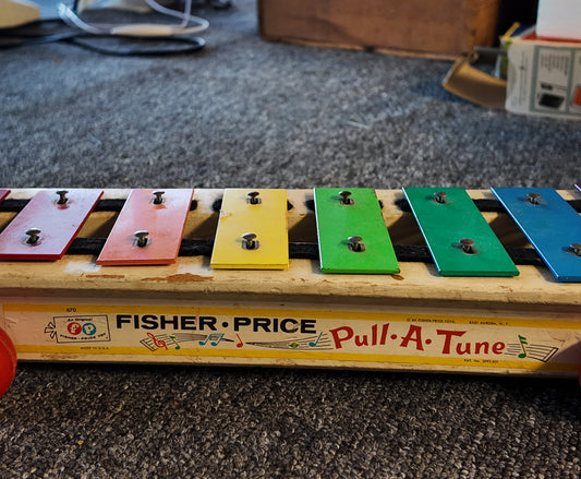 Vintage Fisher Price Pull-A-Tune Xylophone #870 Wooden Pull Toy Rainbow USA