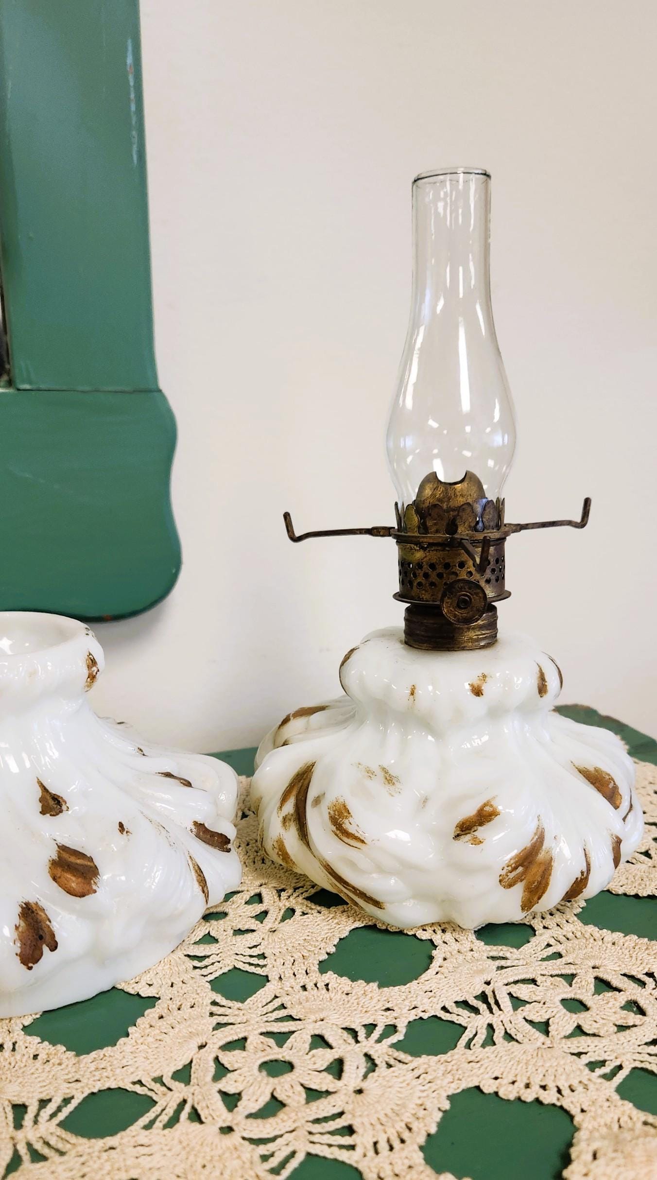 Rare Original L.G. Wright Plume Nutmeg Puffy Mini Glass Oil Lamp