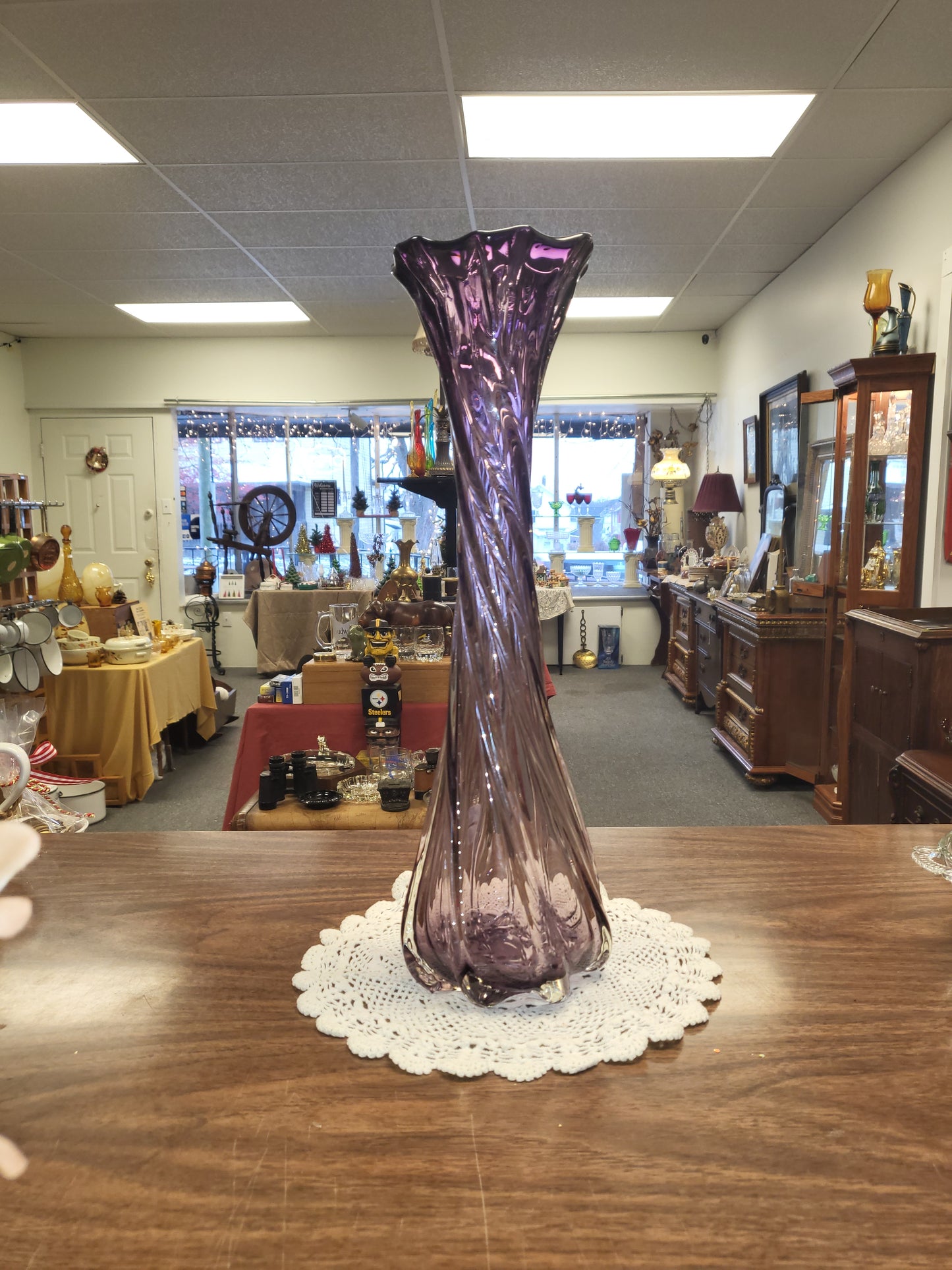Vintage Amethyst Purple Swirl Glass Vase Twisted Optic Ribbed Ruffled Rim 16" MCM