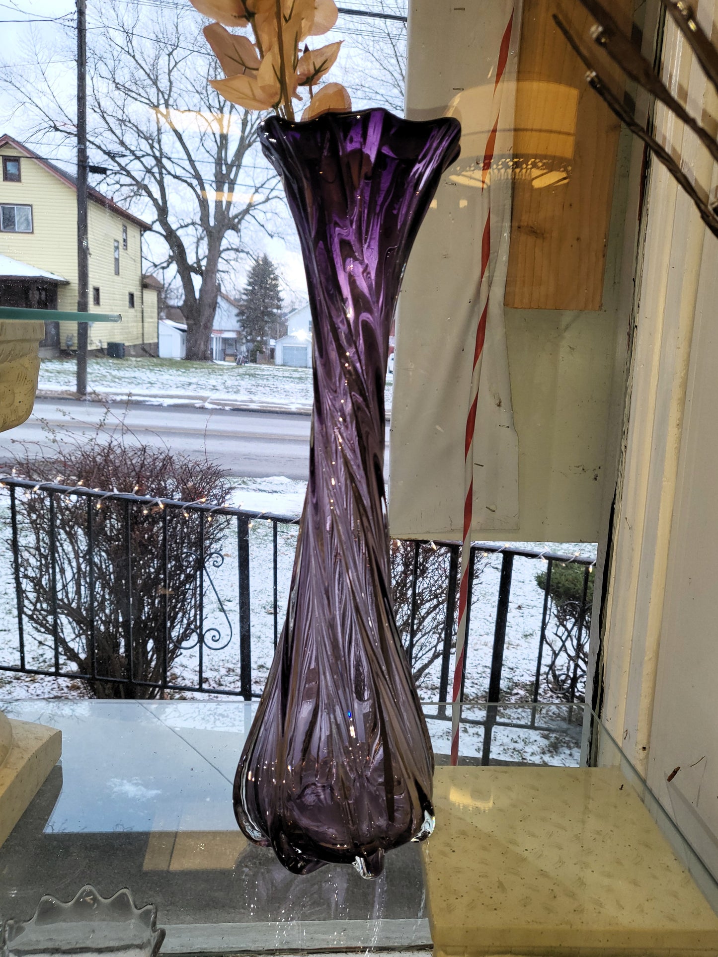 Vintage Amethyst Purple Swirl Glass Vase Twisted Optic Ribbed Ruffled Rim 16" MCM
