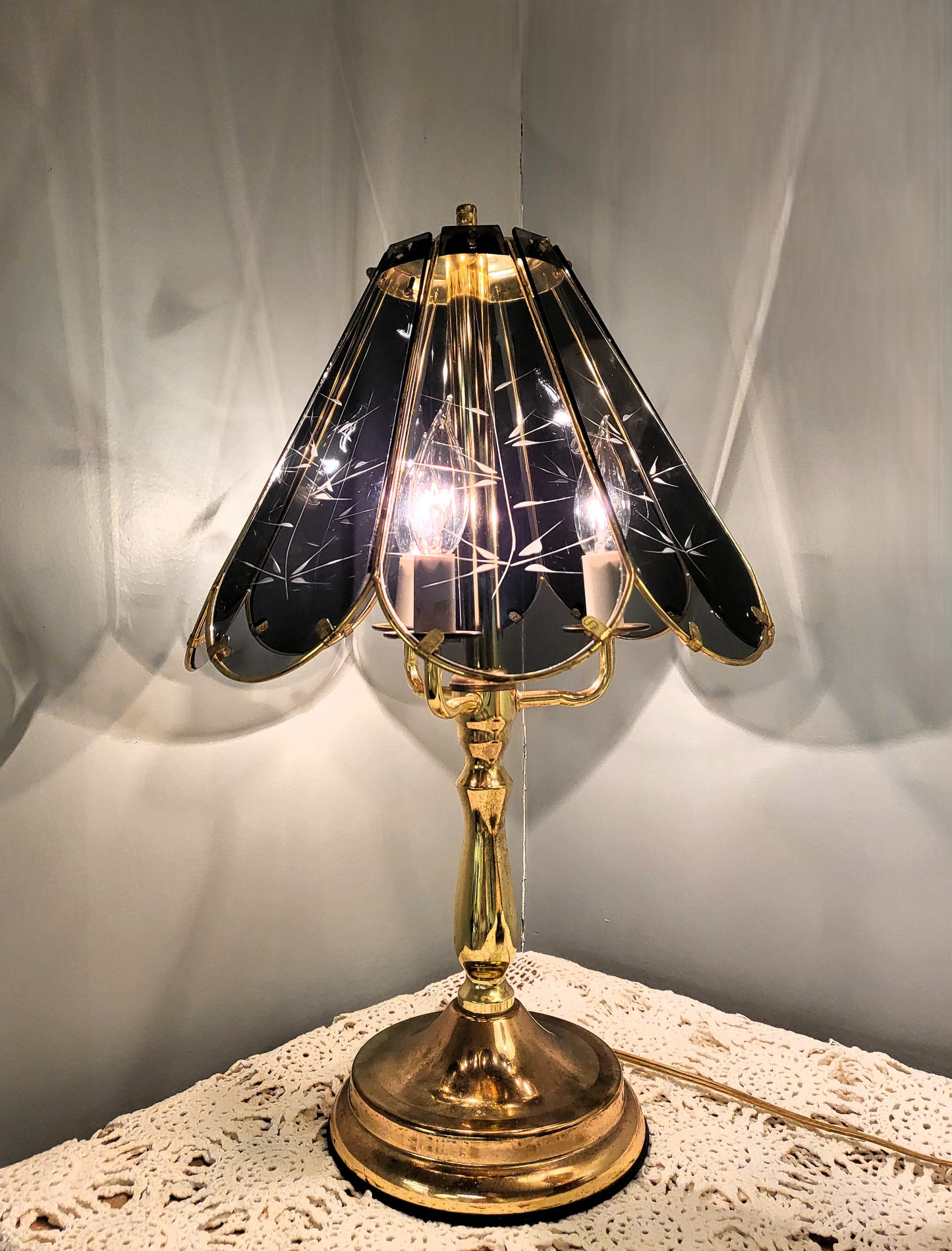 Vintage Touch Lamp LRG Accent Table Night Light Brass Smoky Glass Panels Post Modern Three Way Candelabra Hollywood Regency Mid Century