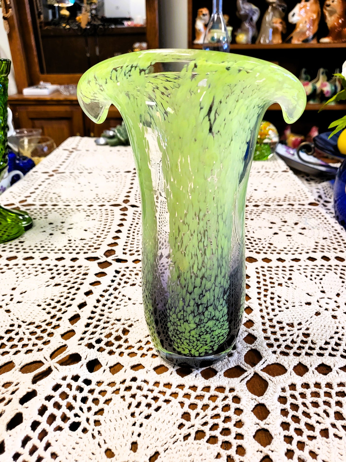 Vintage Teleflora Art Glass Vase Chartreuse Green Purple Speckled Spatter Waterfall 8"