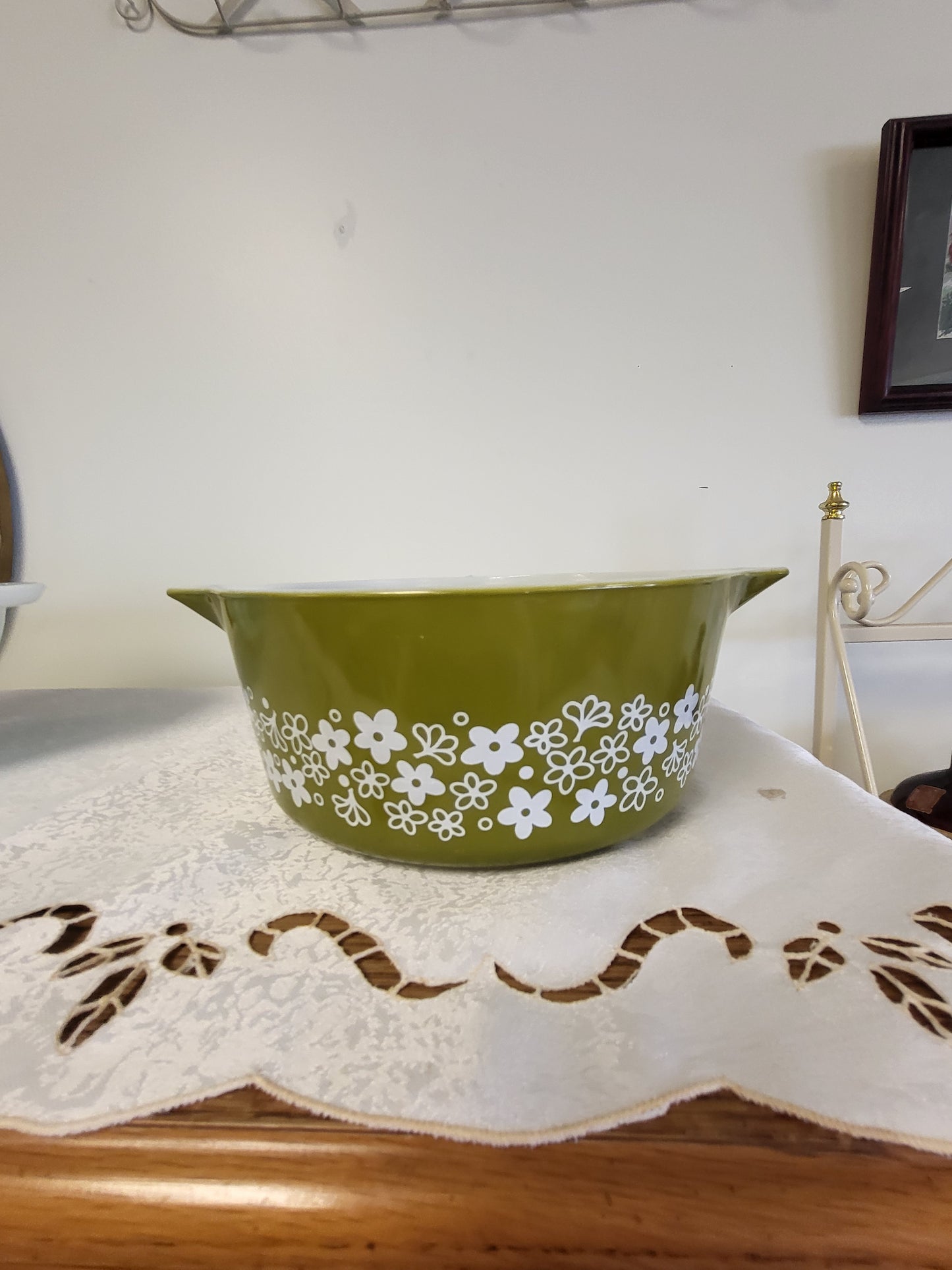 Pyrex Crazy Daisy Spring Blossom 475 B Casserole Dish