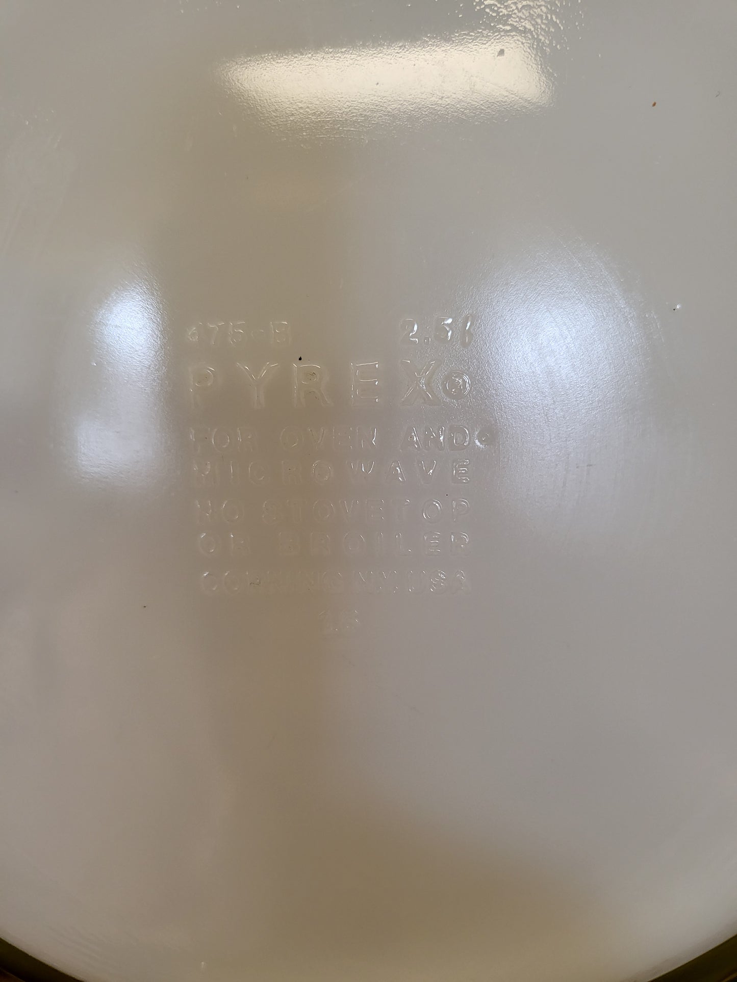 Pyrex Crazy Daisy Spring Blossom 475 B Casserole Dish