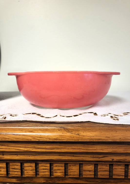 Vintage Pyrex Flamingo Pink 2 Quart Round Casserole Dish, model #024