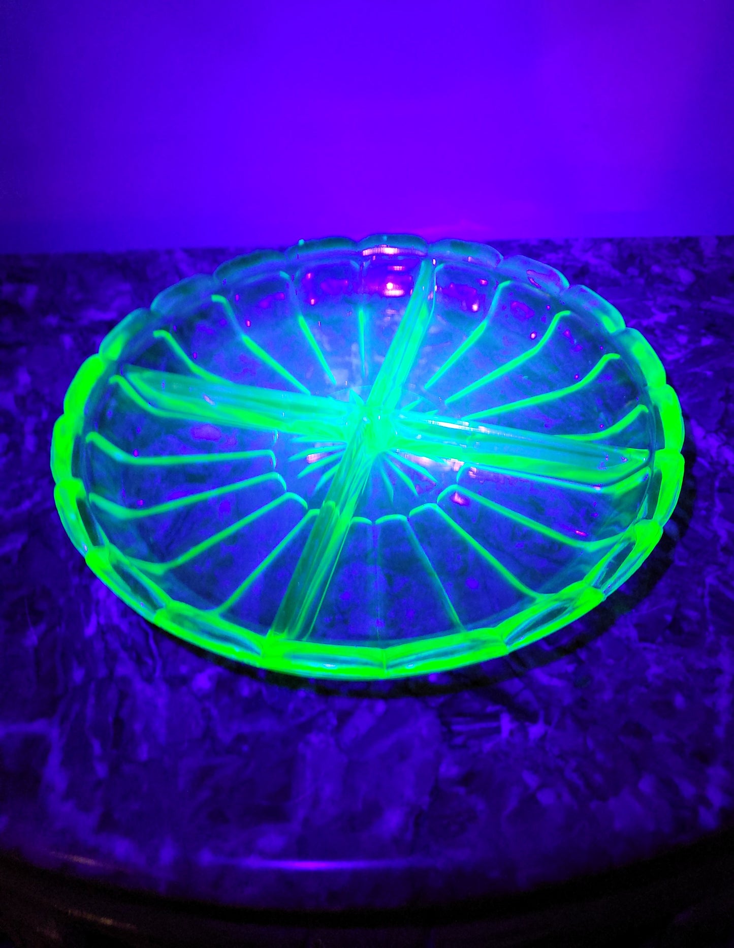 Vintage 7.25" Diamond Glassware "Victory" Green Uranium Glass Divided Relish Dish - 1929-1931