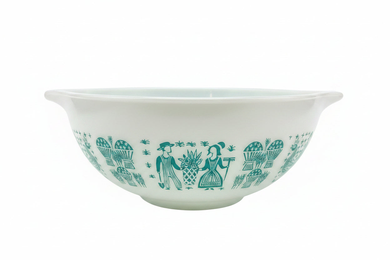 Vintage Pyrex 443 Amish Butterprint Cinderella Mixing Bowl 2.5 Qt Turquoise on White