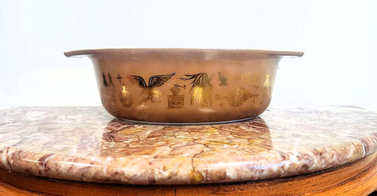 Vintage Pyrex "Early American" pattern oval casserole dish #043