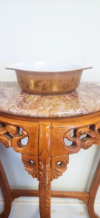 Vintage Pyrex "Early American" pattern oval casserole dish #043