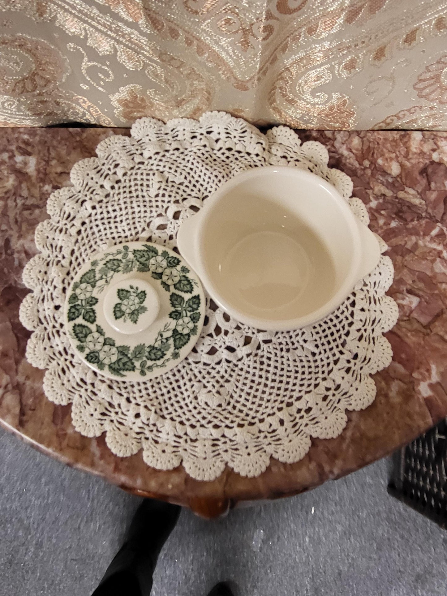 Royal China Underglaze "Old English Green" Sugar bowl with lid